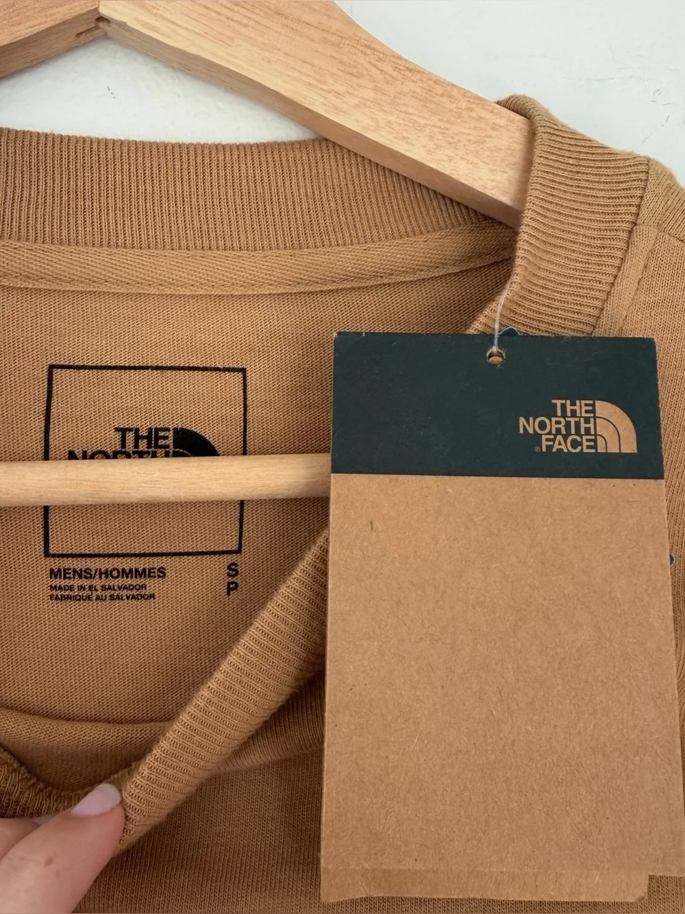 The North Face Tee Shirt Mens Small Heavyweight Long Sleeve Relaxed Tan New